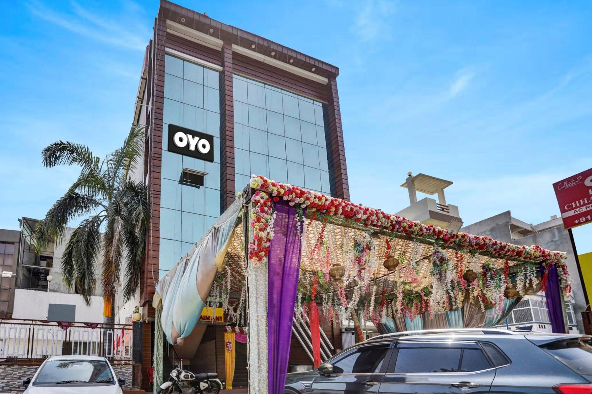 Chaya Hotel And Banquet Hall Kánpur Exteriér fotografie
